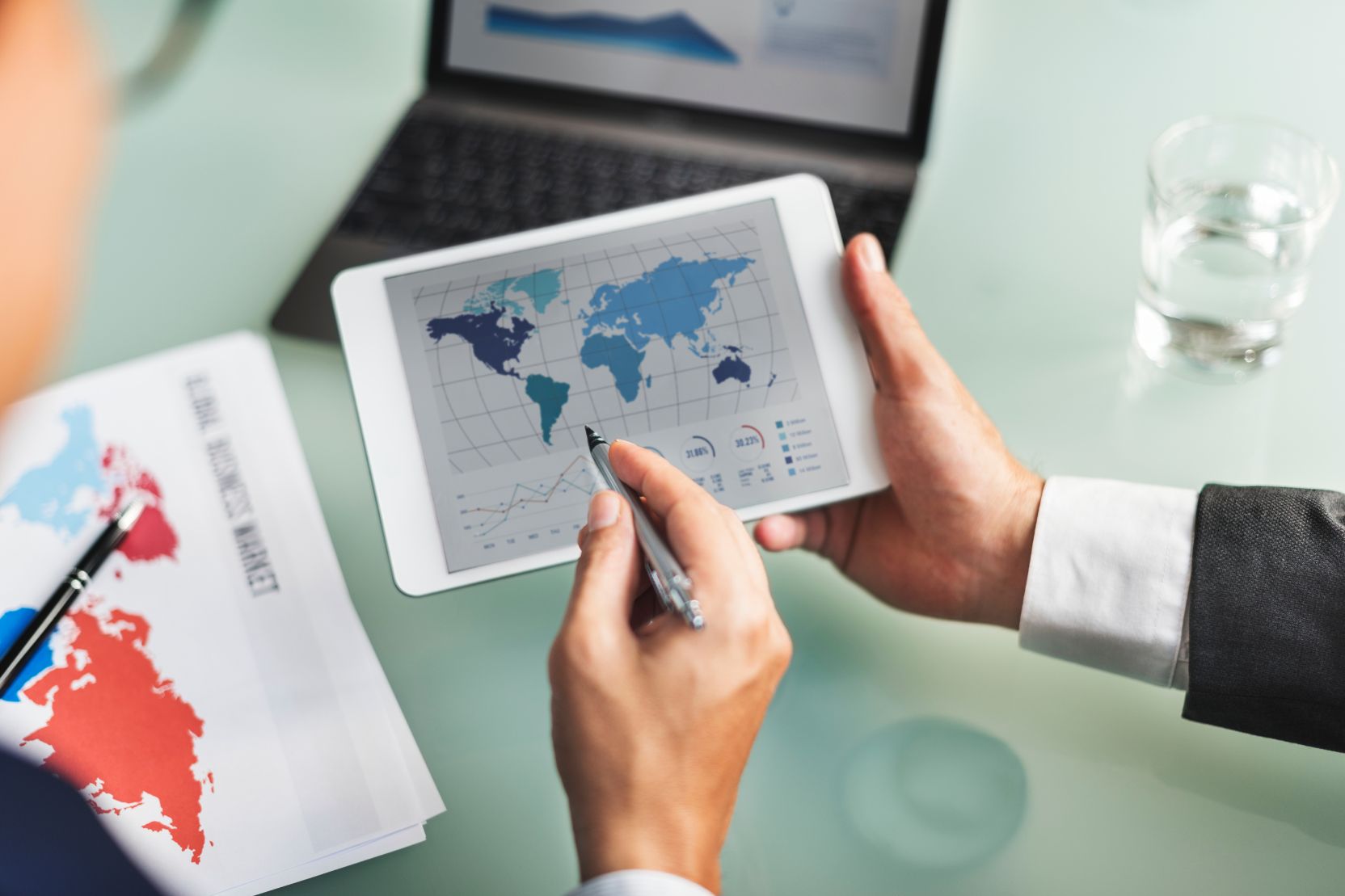 Smart Cargo Tracking Solutions for GCC: Enhancing Visibility and Control Across Supply Chains